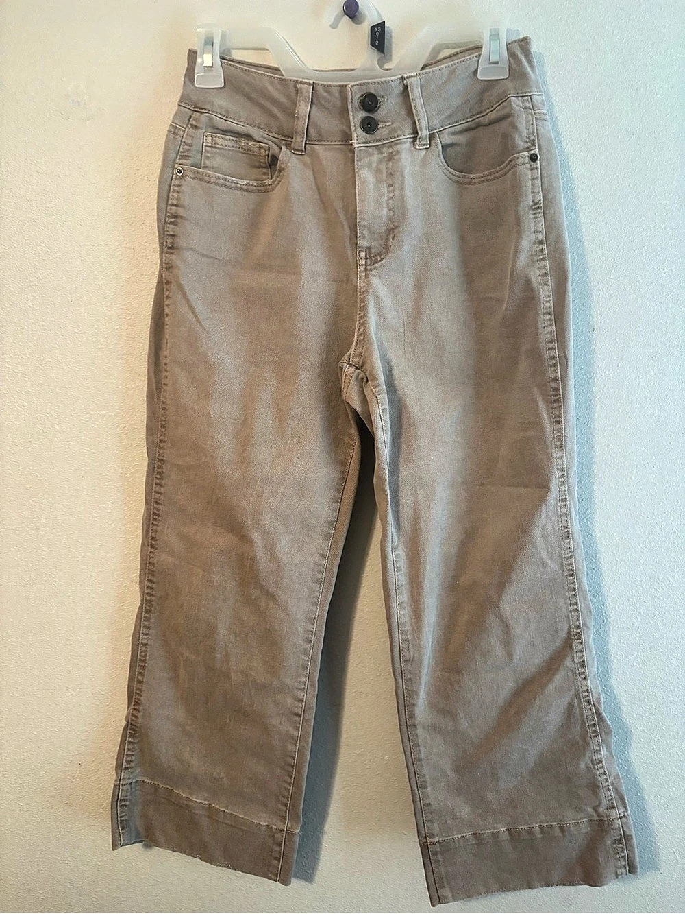 Time and tru size 6 Wide Leg Cotton Pants in Brown Size small pockets buttons